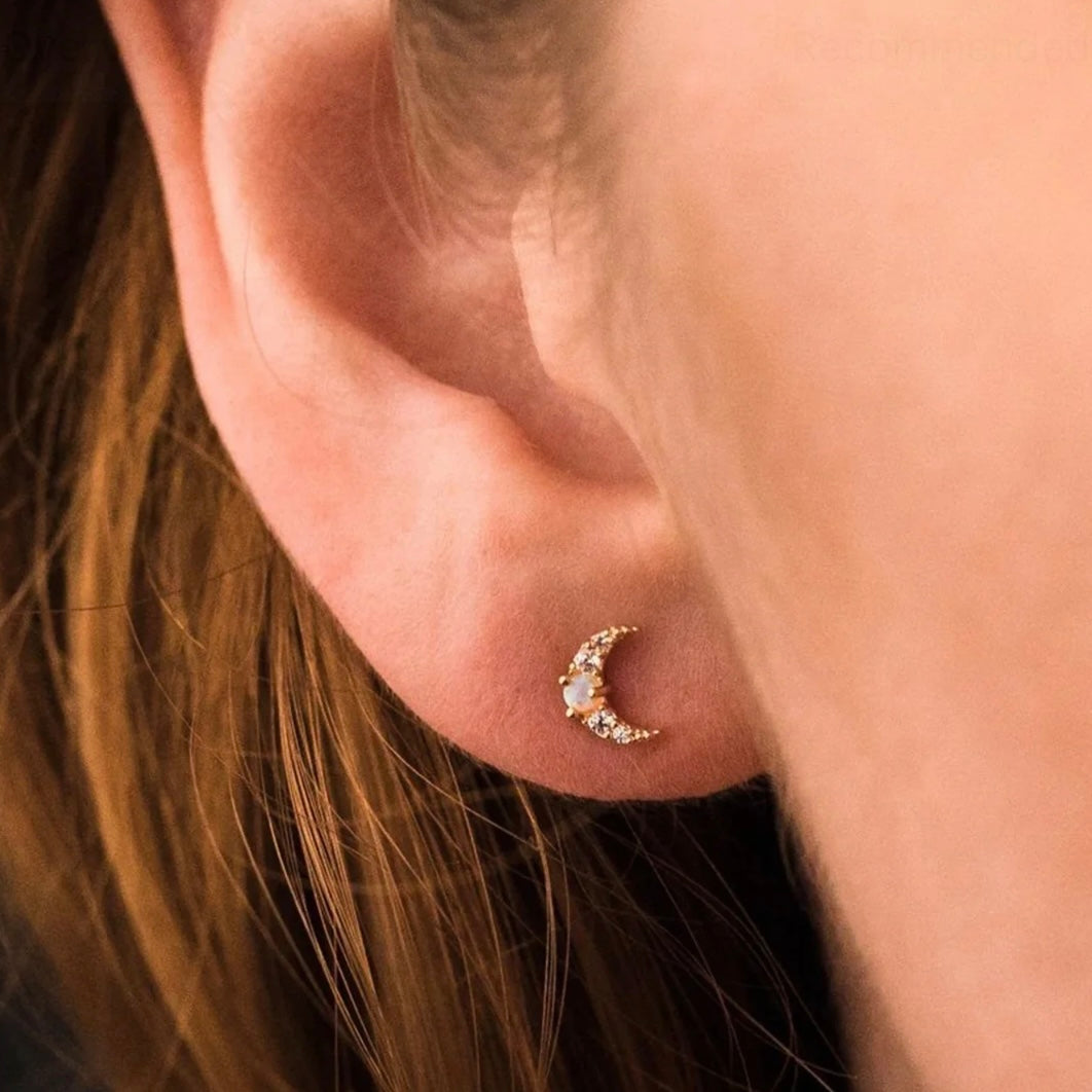Crescent Moon Earing